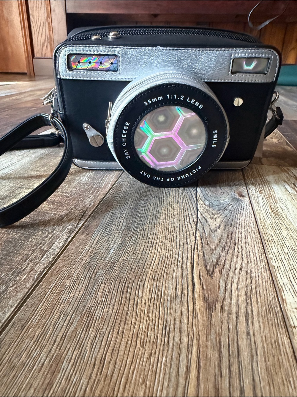 Retro-Inspired Black & Silver Camera Crossbody Bag